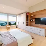 Beautiful Camps Bay Oasis For Family Fun