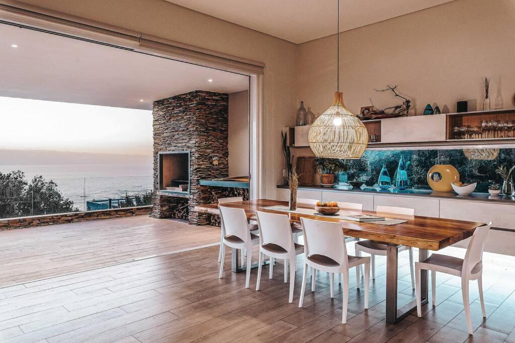 Villa Beautiful Camps Bay Oasis For Family Fun