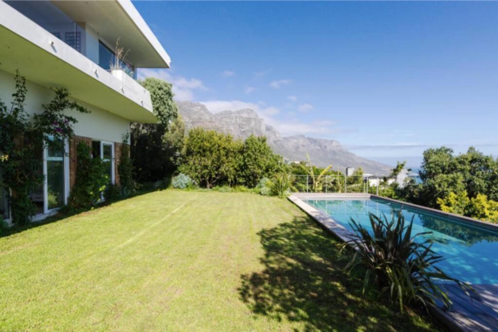 Beautiful Camps Bay Oasis For Family Fun Villa *