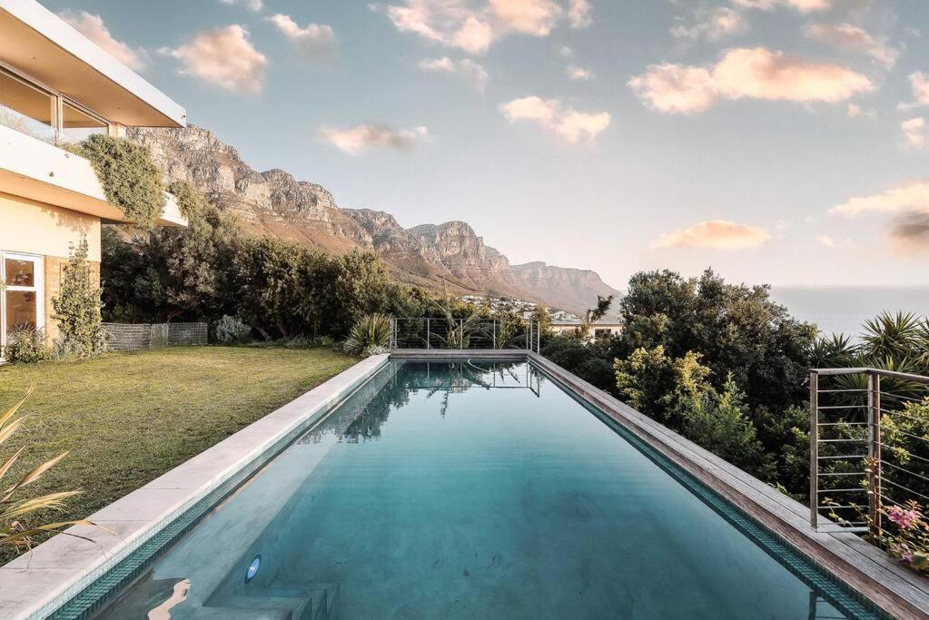 Beautiful Camps Bay Oasis For Family Fun Villa Le Cap