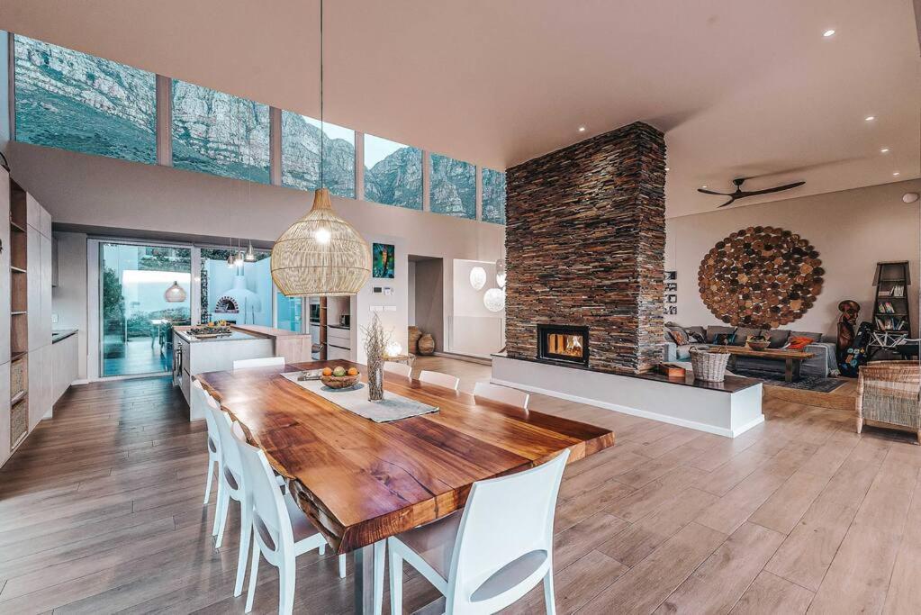 Beautiful Camps Bay Oasis For Family Fun *