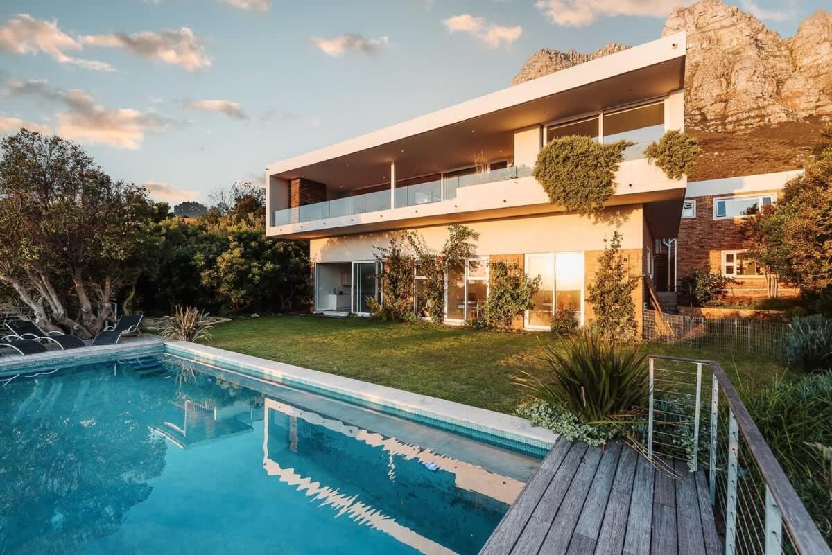 Beautiful Camps Bay Oasis For Family Fun Villa Le Cap