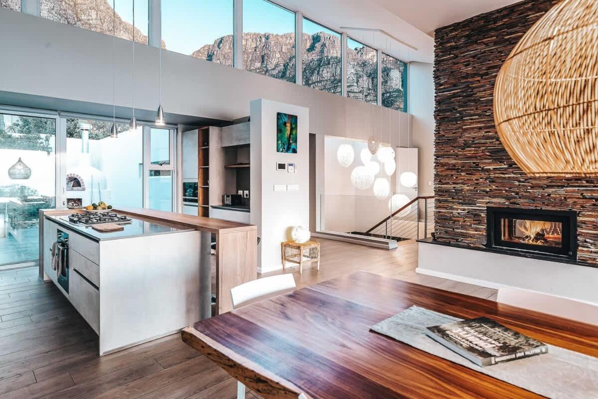 Villa Beautiful Camps Bay Oasis For Family Fun *